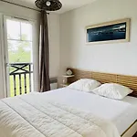 Confortable T2 A Avec Terrasse Et Parking - Fr-1-495-87 Lägenhet