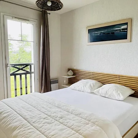 Confortable T2 A Avec Terrasse Et Parking - Fr-1-495-87 Apartman