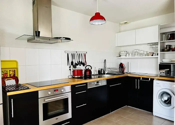 Confortable T2 A Avec Terrasse Et Parking - Fr-1-495-87 * 캄보레방